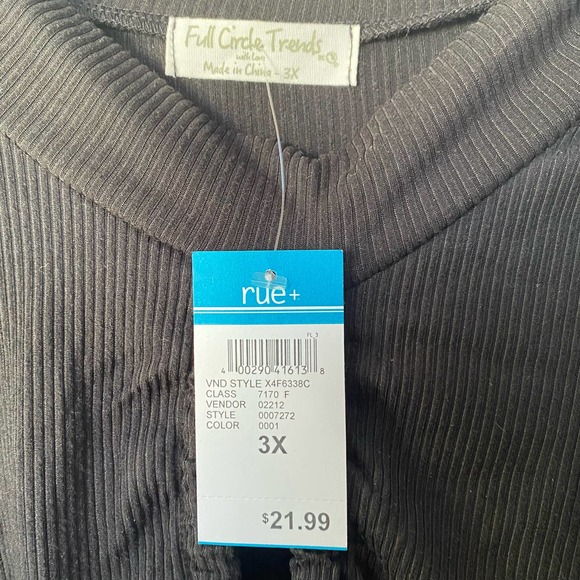 Rue21 Black Cropped Ruched Front Shirt Ribbed Knit Size 3X Plus NWT - Picture 7 of 8